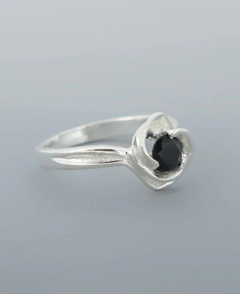 Black Onyx Gemstone Ring